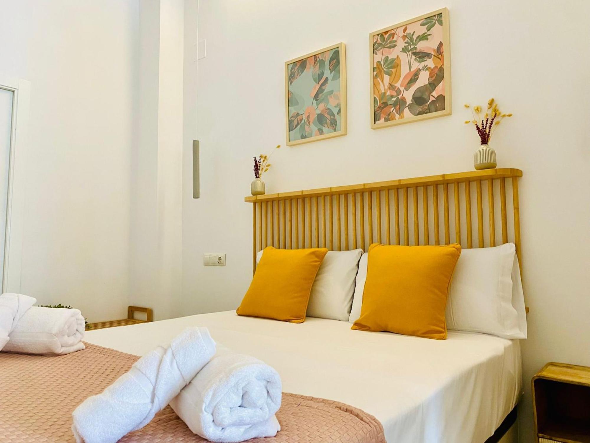 Bajo C - Design & Comfort In Ruzafa Soho Apartment *