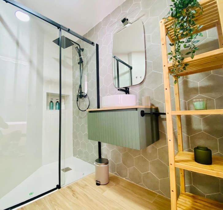 Bajo C - Design & Comfort In Ruzafa Soho Apartment Valencia